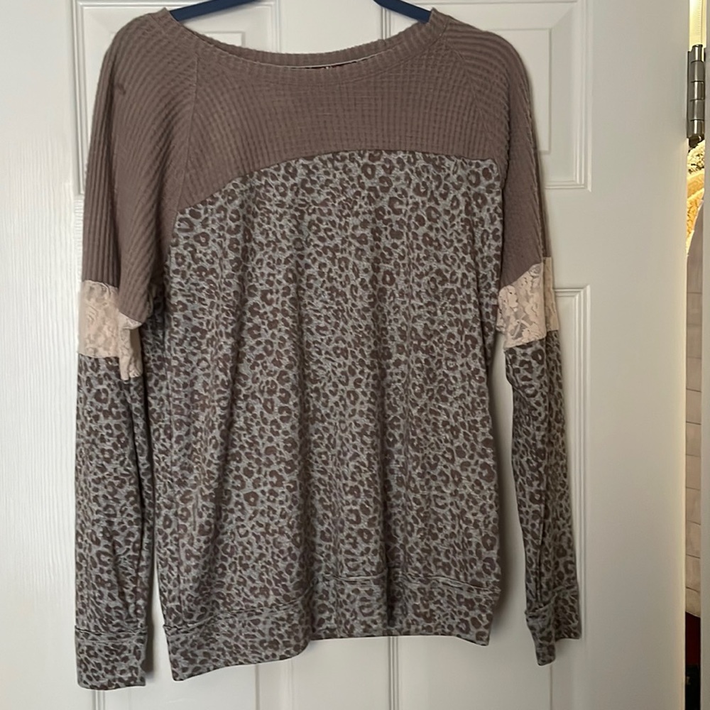 Brown and leopard long sleeve blouse with lace detail